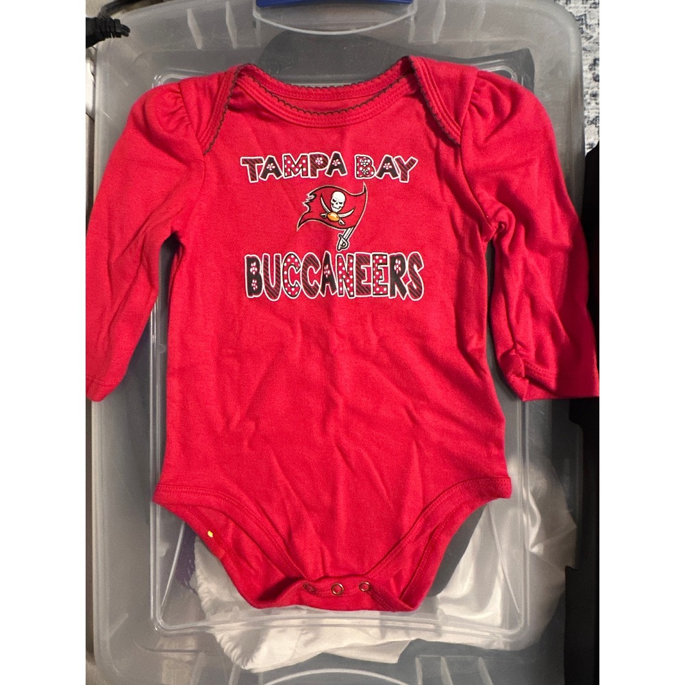 Tampa Bay‎ Buccaneers NFL Baby  Red Long Sleeve 18M Football
